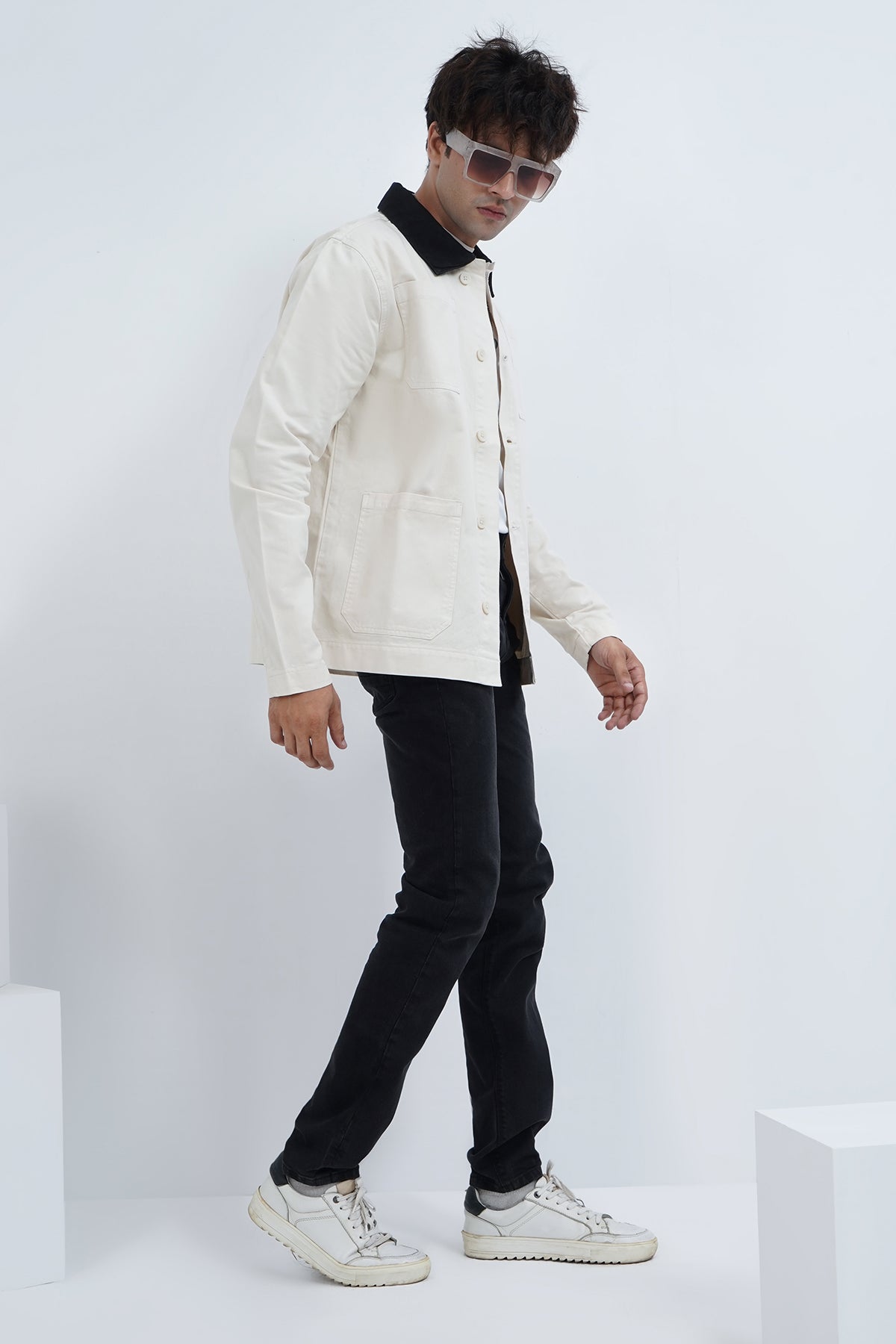 BOOHOO Jacket With Contrast Collar