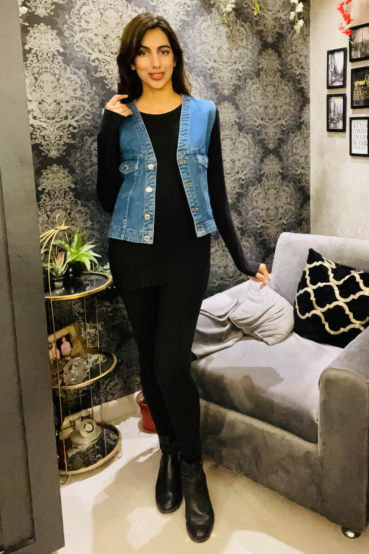 ENVII sleeveless small vest