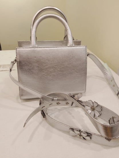 PELLE CAPANNA - Silver Leather Handbag 3D